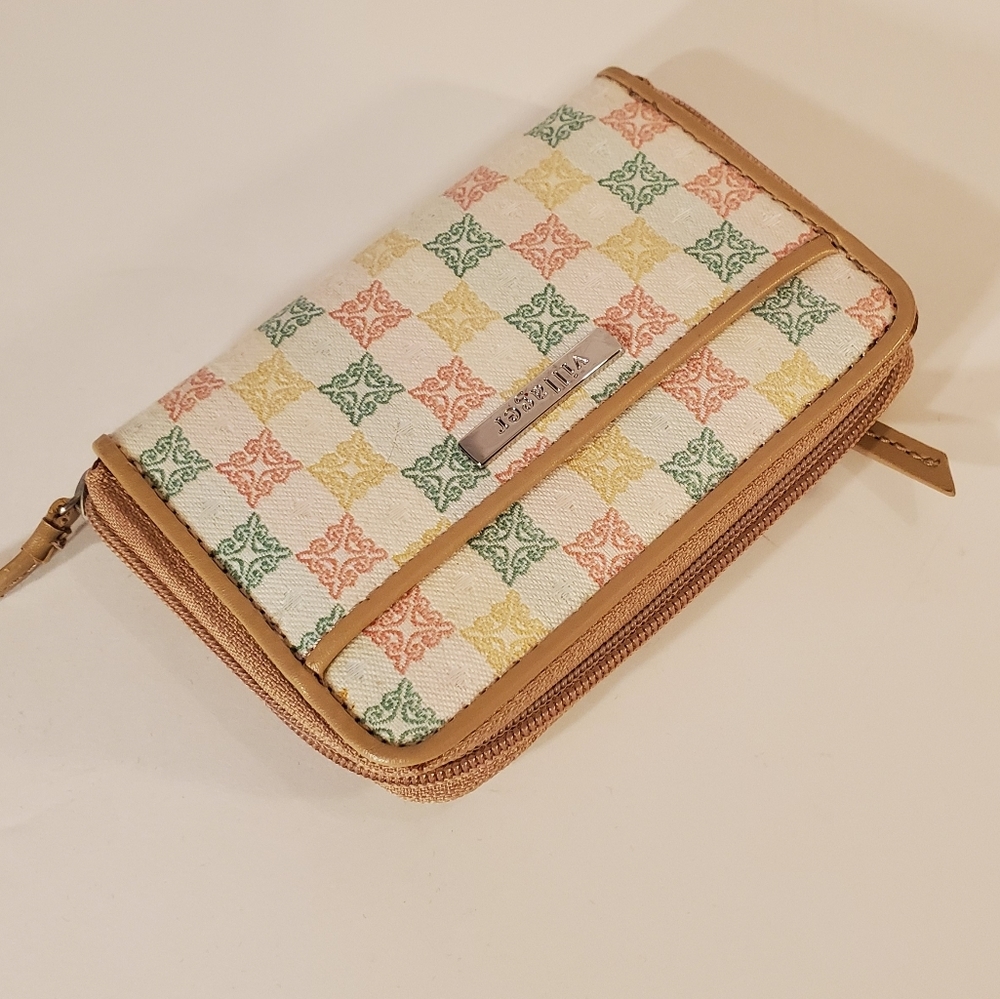 Villager full zip wallet